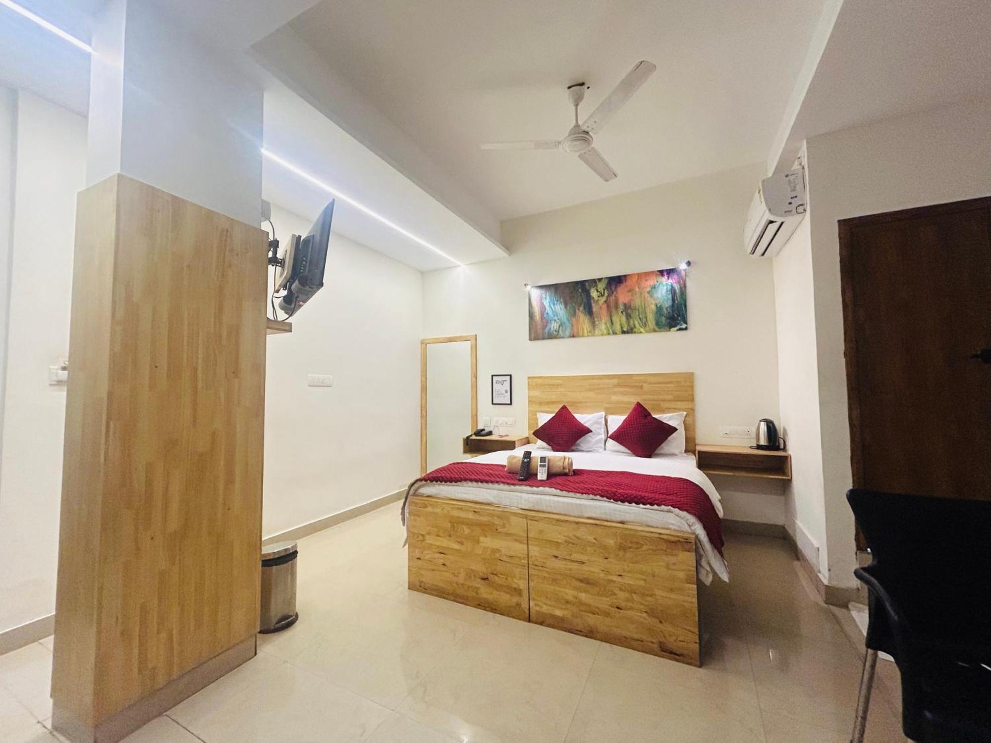 Rio Rooms Medical College Kozhikode Exterior photo