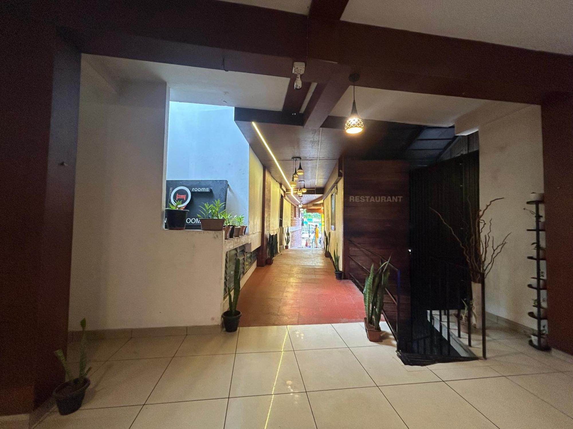 Rio Rooms Medical College Kozhikode Exterior photo